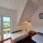 West Cliff Apartment *